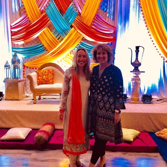 Meet your Posher, Sarah - Picture 1 of 1